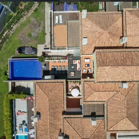 Luxury 3+1 Bd & Pool/jacuzzi/golf/beach شقة