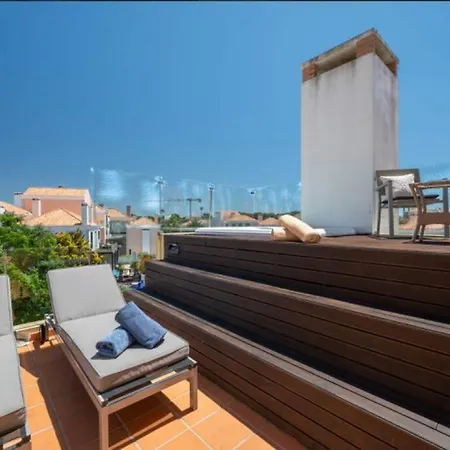 Luxury 3+1 Bd & Pool/jacuzzi/golf/beach شقة *